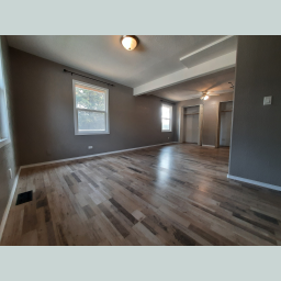 Supersized principle bedroom with double closets